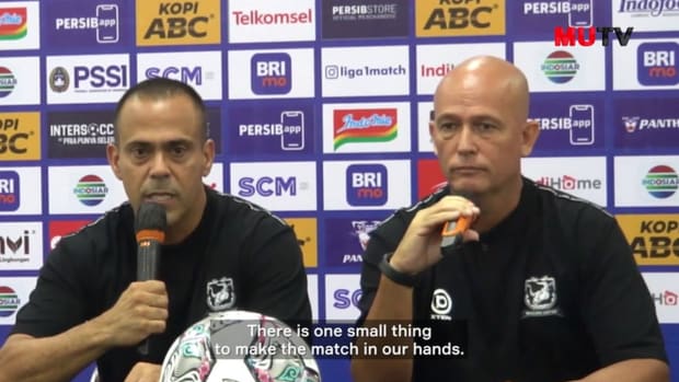 Fabio Lefundes reacts to Madura United's away win over Persib