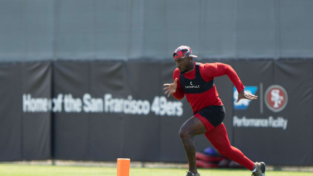 Jul 28, 2022; Santa Clara, CA, USA; San Francisco 49ers wide receiver Deebo Samuel (19) runs during training camp at the SAP Performance Facility near Levi Stadium.