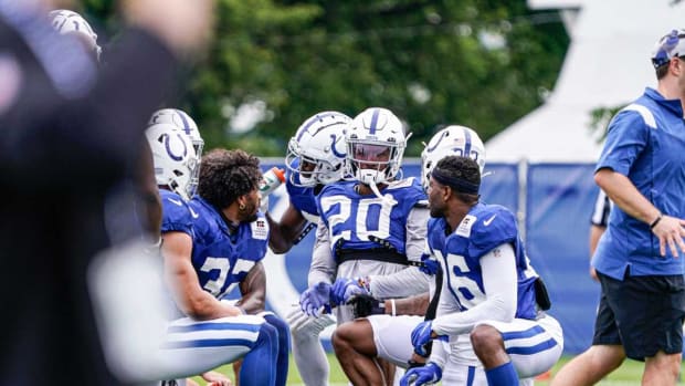 Indianapolis Colts players huddle up during Colts camp on Tuesday, Aug. 2, 2022, at Grand Park Sports Campus in Westfield Ind. Finals 7