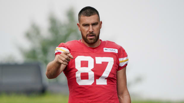 Jul 27, 2022; St. Joseph, MO, USA; Kansas City Chiefs tight ends Travis Kelce (87) walks down to the fields during training camp at Missouri Western State University. Mandatory Credit: Denny Medley-USA TODAY Sports