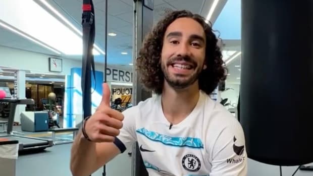 Marc Cucurella pictured giving a thumbs up after joining Chelsea from Brighton in August 2022