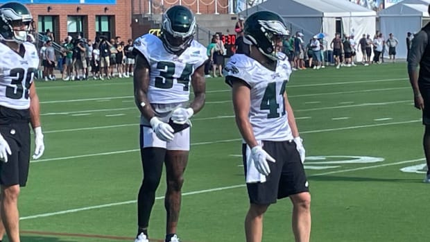WR Britain Covey gets ready for a rep at Eagles practice.