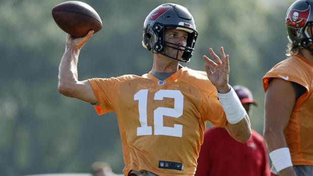 Buccaneers quarterback Tom Brady throws a pass in practice.
