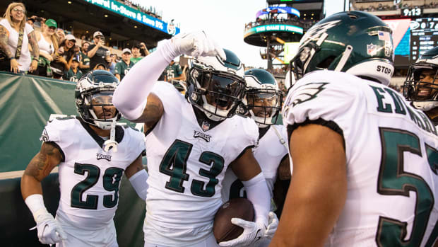 Linebacker Kyzir White celebrates a first-quarter TD that set up the second Eagles TD vs. Jets in the preseason opener