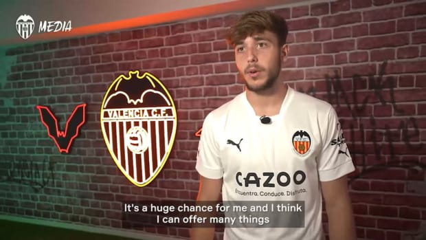 Nico González reacts to his move to Valencia