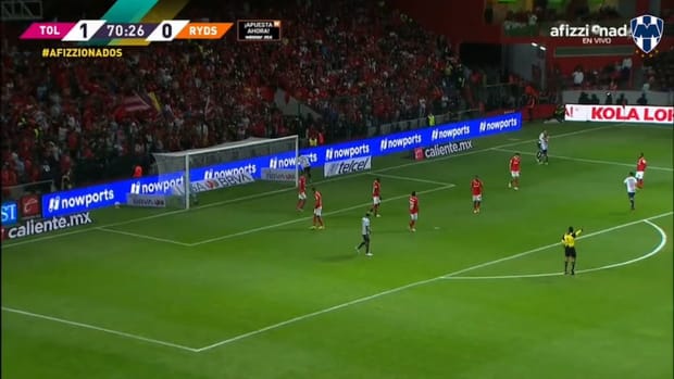 Rodrigo Aguirre's amazing bullet header goal vs Toluca