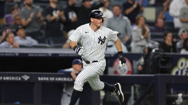 New York Yankees infielder DJ LeMahieu scores, running bases at Yankee Stadium