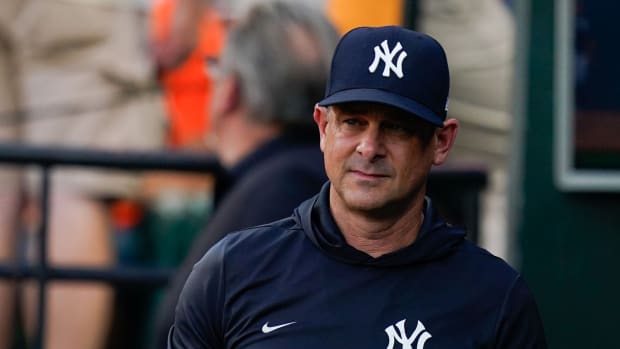 New York Yankees manager Aaron Boone in dugout