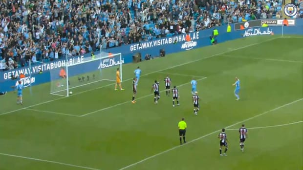 Foden caps off Man City thumping of Newcastle