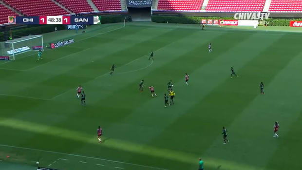 Chivas Women's remarkable team goal vs Santos Laguna