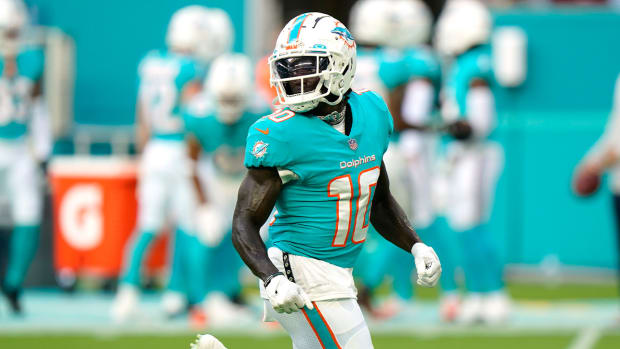 Miami Dolphins wide receiver Tyreek Hill (10) runs before a NFL preseason football game against the Las Vegas Raiders, Saturday, August 20, 2022, in Miami Gardens, Fla.