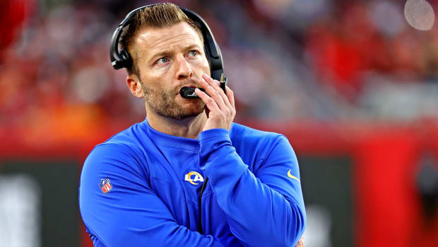 Sean McVay looks at the scoreboard before a playoff game against the Bucs