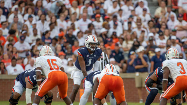 Auburn Tigers quarterback T.J. Finley (1) takes his first snap as QB1 this season, during the game between the Mercer Bears and the Auburn Tigers at Jordan-Hare Stadium on Sept. 3, 2022.