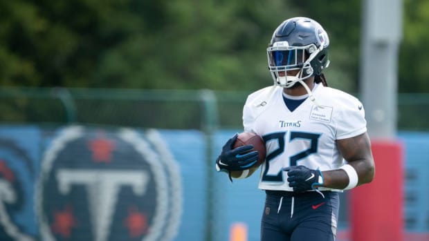 Tennessee Titans running back Derrick Henry (22) jogs back to the huddle during practice at Ascension Saint Thomas Sports Park Monday, Sept. 5, 2022, in Nashville, Tenn.