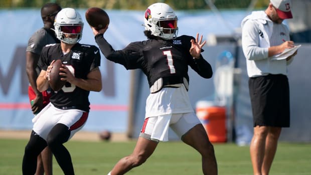 Arizona Cardinals quarterback Kyler Murray (1) throws a pass during a joint training camp practice against the Tennessee Titans at Ascension Saint Thomas Sports Park Wednesday, Aug. 24, 2022, in Nashville, Tenn.