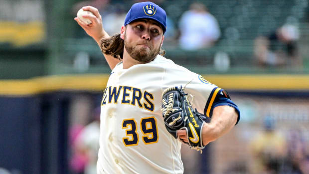 Sep 8, 2022; Milwaukee, Wisconsin, USA; Milwaukee Brewers pitcher Corbin Burnes (39) throws a pitch in the first inning against the San Francisco Giants at American Family Field.