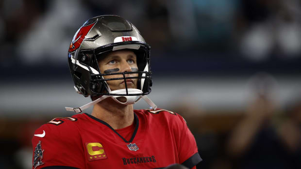 Buccaneers quarterback looks up during a game vs. the Dallas Cowboys