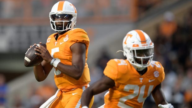 Tennessee quarterback Hendon Hooker looks to pass during Tennessee’s football game against Akron.