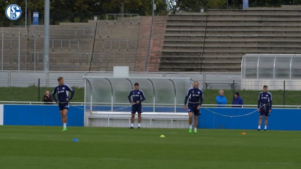 Schalke's training during international break