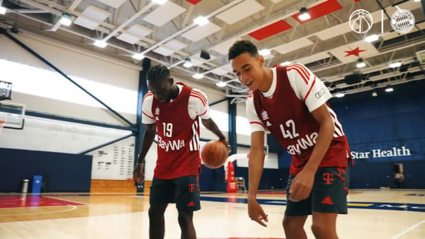 Davies & Musiala in Bayern's Basketball challenge