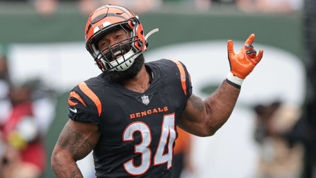 Sep 25, 2022; East Rutherford, New Jersey, USA; Cincinnati Bengals running back Samaje Perine (34) celebrates his touchdown during the first half against the New York Jets at MetLife Stadium. Mandatory Credit: Vincent Carchietta-USA TODAY Sports