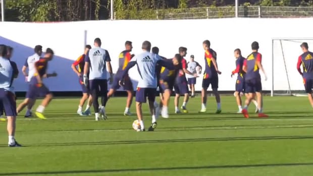 Luis Enrique has fun with the ball during Spain training