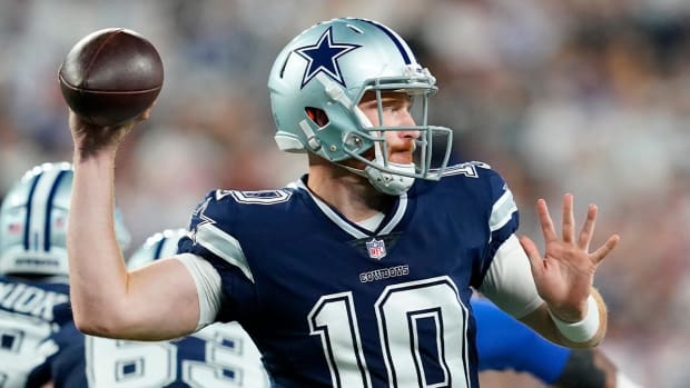 Dallas Cowboys quarterback Cooper Rush (10) throws against the New York Giants in the second half. The Giants fall to the Cowboys, 23-16, at MetLife Stadium on Monday, Sept. 26, 2022