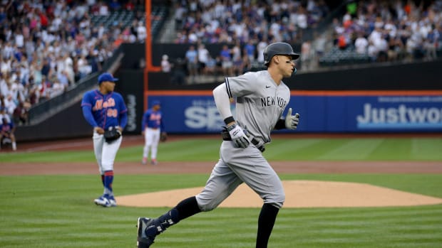 New York Yankees OF Aaron Judge homers against New York Mets