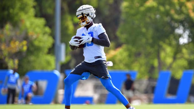 DownloadImageAdd ToLightboxPrintPreviewHeadline:NFL: Los Angeles Chargers Training CampCaption:Jul 28, 2022; Costa Mesa, CA, USA; Los Angeles Chargers wide receiver Donald Parham (89) during training camp at Jack Hammett Sports Complex. Mandatory Credit: Gary A. Vasquez-USA TODAY Sports