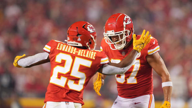 Shannon Sharpe: KC Chiefs' Travis Kelce on Track to Become GOAT Tight End -  Sports Illustrated Kansas City Chiefs News, Analysis and More