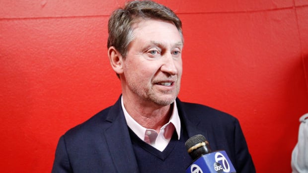 Former NHL player Wayne Gretzky speaks to an ABC 7 TV station in 2019.