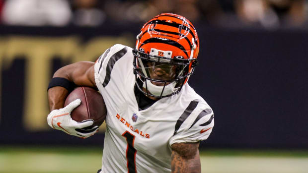 Oct 16, 2022; New Orleans, Louisiana, USA; Cincinnati Bengals wide receiver Ja'Marr Chase (1) runs against the New Orleans Saints during the first half at Caesars Superdome. Mandatory Credit: Stephen Lew-USA TODAY Sports