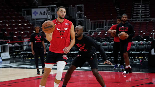 Chicago Bulls guard Zach LaVine warms up before the game against the Boston Celtics at United Center