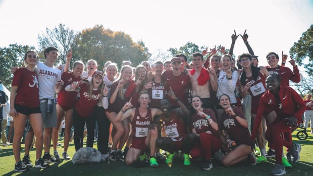 Alabama men's and women's track and field after sweeping the SEC Championships - Oct. 28, 2022