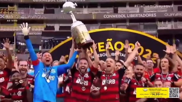 Flamengo celebrate after winning the 2022 Libertadores