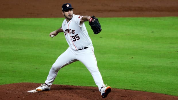 Astros righthander Justin Verlander pitches in Game 1 of the 2022 World Series.