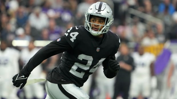 Raiders safety Johnathan Abram runs on the field in the first half of a game against the Vikings.