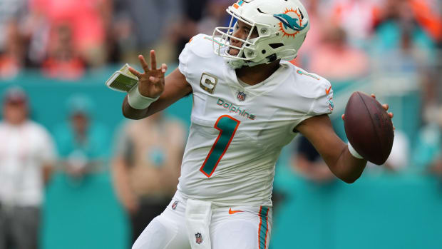 Dolphins quarterback Tua Tagovailoa in Week 10 against the Browns.