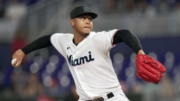 The Mets made a deal with the Marlins that saw two pitchers go to Queens.