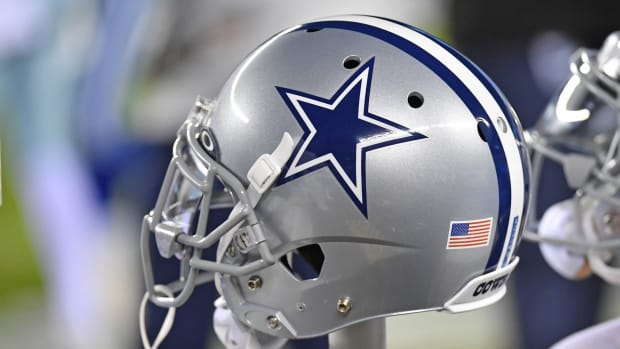 Dallas Cowboys helmet 2022