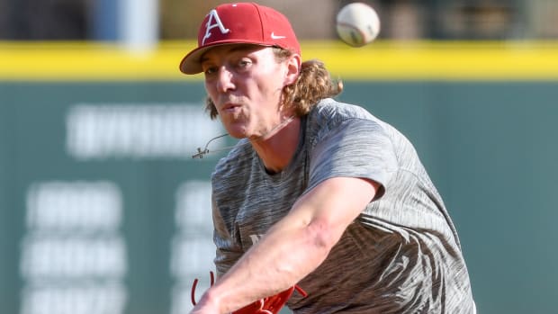 Razorbacks' pitcher Hagen Smith delivers a pitch in scrimmage