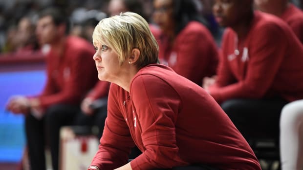 Alabama basketball women's head coach Kristi Curry