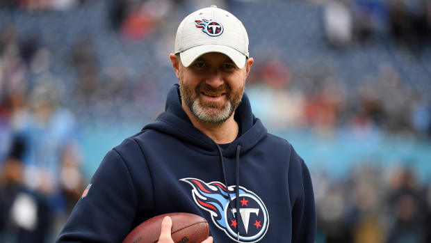 Nov 27, 2022; Nashville, Tennessee, USA; Tennessee Titans defensive coordinator Shane Bowen looks on before the game against the Cincinnati Bengals at Nissan Stadium.