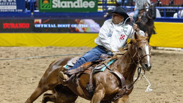 Erich Rogers on his mare Popular And Famous at the 2023 Wrangler National Finals Rodeo.