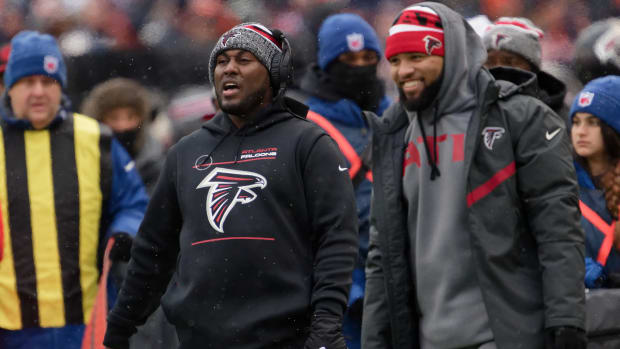 Dec 31, 2023; Chicago, Illinois, USA; Atlanta Falcons special teams coordinator Marquice Williams shouts instructions to his team during a game against the Chicago Bears at Soldier Field.