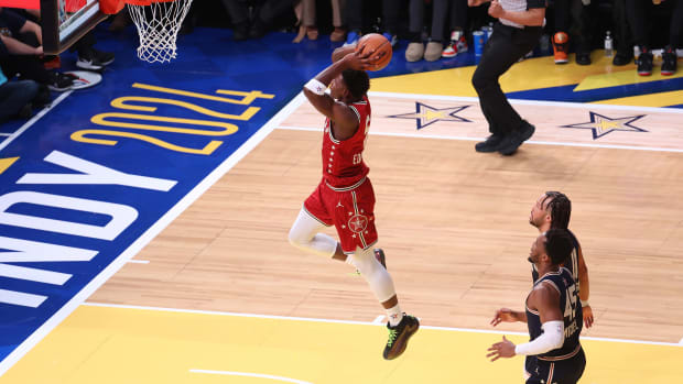 Feb 18, 2024; Indianapolis, Indiana, USA; Western Conference guard Anthony Edwards (5) of the Minnesota Timberwolves shoots the ball against the Eastern Conference All-Stars during the first quarter in the 73rd NBA All Star game at Gainbridge Fieldhouse.