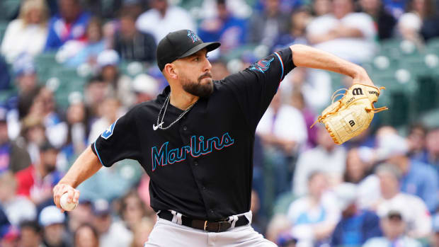 May 6, 2023; Chicago, Illinois, USA; Miami Marlins starting pitcher Matt Barnes (32) throws the ball against the Chicago Cubs during the first inning at Wrigley Field.