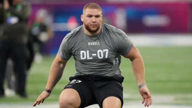 Indianapolis, IN, USA; Florida State defensive lineman Braden Fiske (DL07) works out during the 2024 NFL Combine at Lucas Oil Stadium. Mandatory Credit: Kirby Lee-USA TODAY Sports
