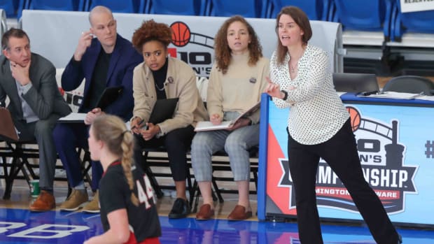 Davidson women’s basketball coach Gayle Fulks during an A-10 tournament game.