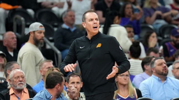 Phoenix Suns head coach Frank Vogel reacts against the Houston Rockets during the first half at Footprint Center.